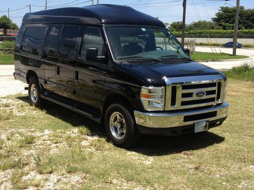 2008 ford e-250 luxury extended tuscany conversion van. 9 passenger. low miles