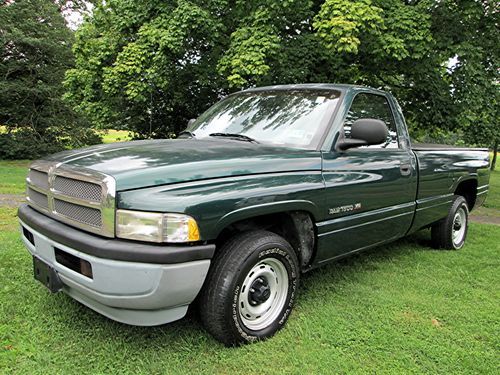 No reserve 1998 dodge ram 1500 standard cab pickup 2-door 3.9l 2wd low miles