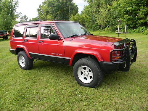 1999 jeep cherokee sport 4-door 4.0l 4x4 very clean