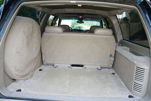 1999 CHEVROLET SUBURBAN 2500 LT, image 4