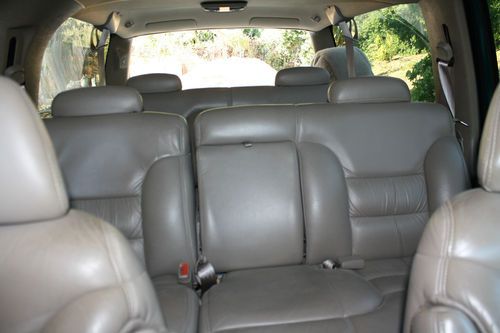 1999 CHEVROLET SUBURBAN 2500 LT, image 5