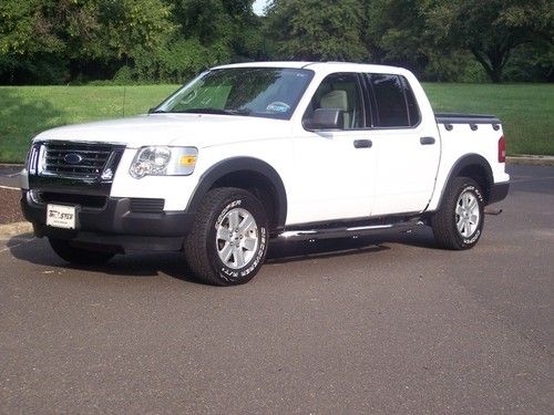 2007 ford explorer sport trac xlt .perfect auto/check history loaded, must see,