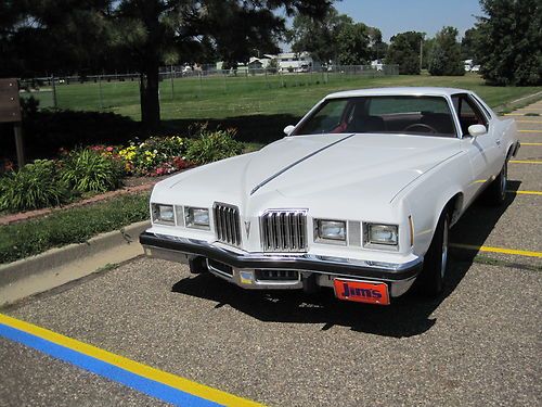 1977 pontiac grand prix base coupe 2-door 4.9l