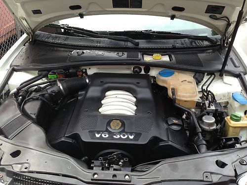 2005 Volkswagen Passat GLX Sedan 4-Door 2.8L, image 7