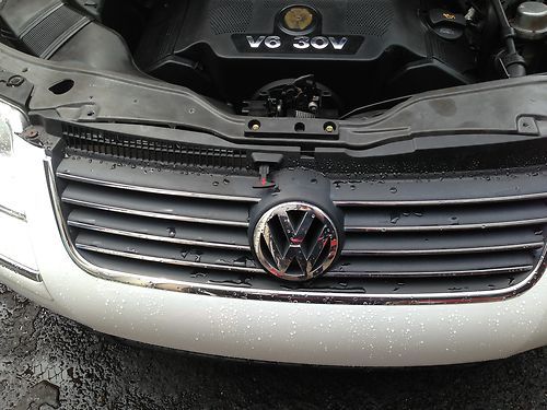 2005 Volkswagen Passat GLX Sedan 4-Door 2.8L, image 8