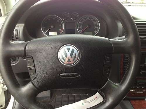 2005 Volkswagen Passat GLX Sedan 4-Door 2.8L, image 14