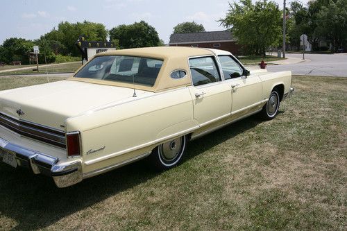 1976 Lincoln Continental Towncar, image 19