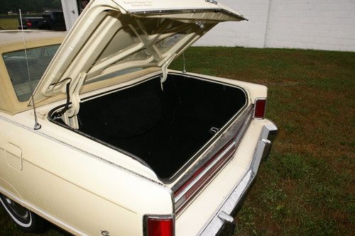 1976 Lincoln Continental Towncar, image 20