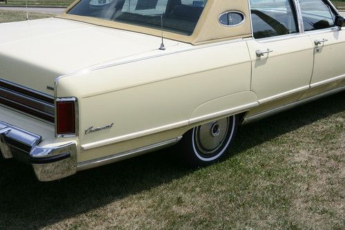 1976 Lincoln Continental Towncar, image 21