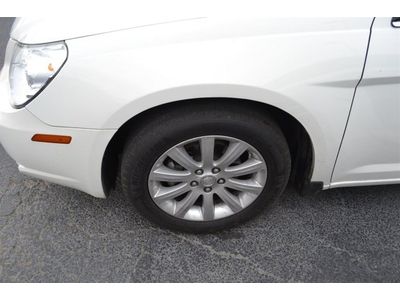 Limited 2.4L CD black cloth interior low milage, image 7