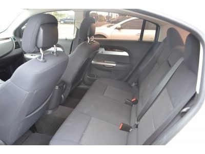 Limited 2.4L CD black cloth interior low milage, image 12