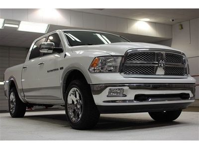 Laramie 5.7l nav cd 4x4 power steering abs 4-wheel disc brakes chrome wheels