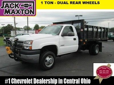 05 chevy silverado 3500 1 ton stake bed auto a/c dual rear wheels 4wd low miles