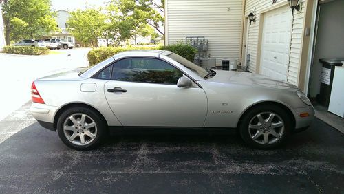 1998 mercedes benz slk 230 metallic silver hard top convertible mint condition!