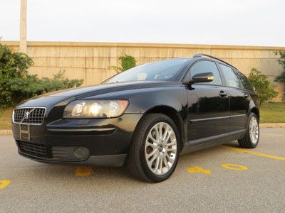 Black awd 6 speed stick heated seats sunroof smoke free new tires timing belt