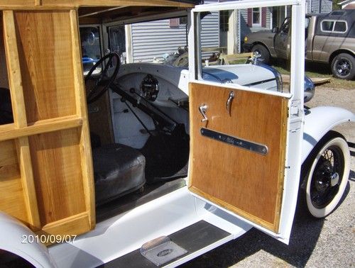 1930 model a huckster white with black stripes