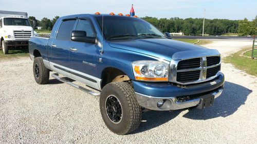 2006 dodge ram 2500 slt 4wd mega cab