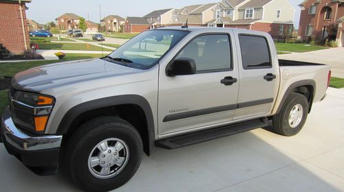 2004 chevy colorado truck 4x4 110k crew cab 4-door pewter