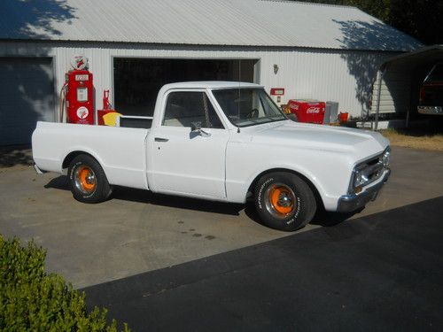 1968/1971 c10 gmc s/w bed no rust no reserve rod relist