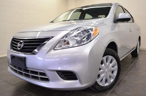 2012 nissan versa s like new we finance 1.99% free shipping!!