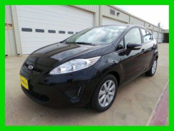 2013 se new 1.6l i4 16v manual fwd hatchback premium