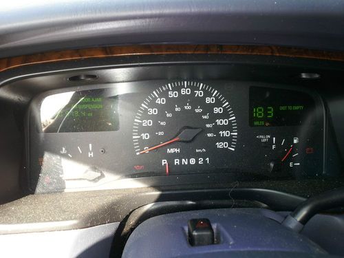 2000 Lincoln Town Car Executive Sedan 4-Door 4.6L, image 12