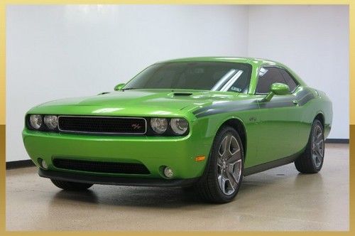 R/t, 5.7l hemi v8, heatd leather, nav, h.i.d's, sunroof