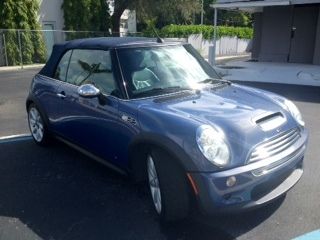 2005 mini cooper s convertible 2-door 1.6l