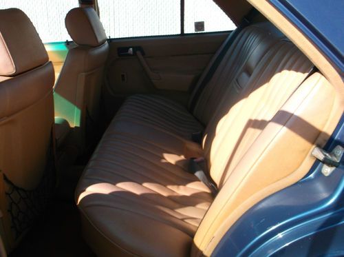 1991 Mercedes 190E, NO RESERVE, image 3