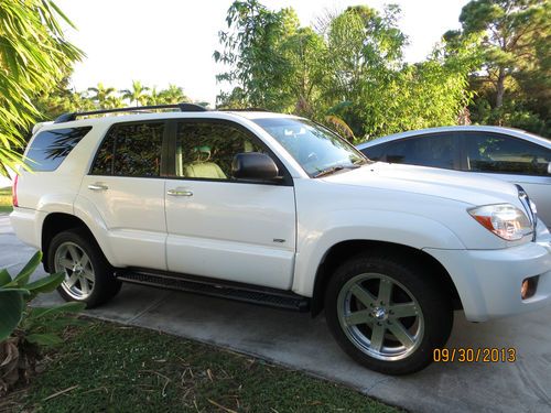 Toyota 4runner xsp edition - mint condition