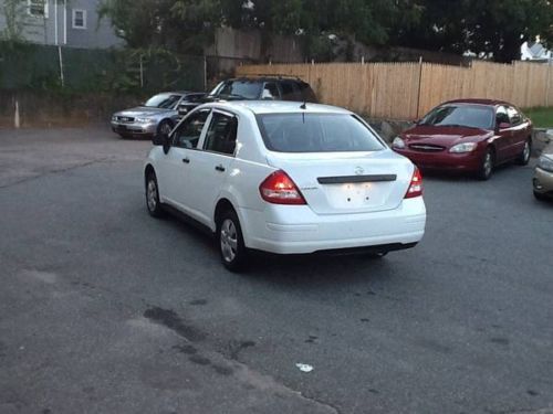 2009 Nissan Versa 1.6 Base Sedan 4-Door 1.6L, US $5,950.00, image 4