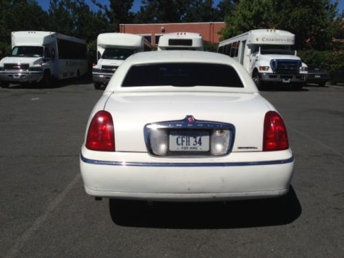 2001 Lincoln Town Car Kyrstal 120inch Stretch, US $9,000.00, image 2