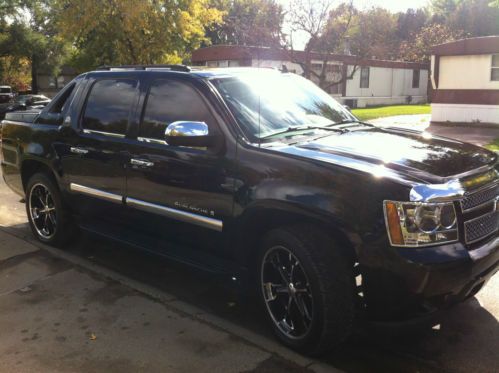 2007 Chevrolet Avalanche LTZ Crew Cab Pickup 4-Door 5.3L FLEX-FUEL NO RESERVE !, image 7