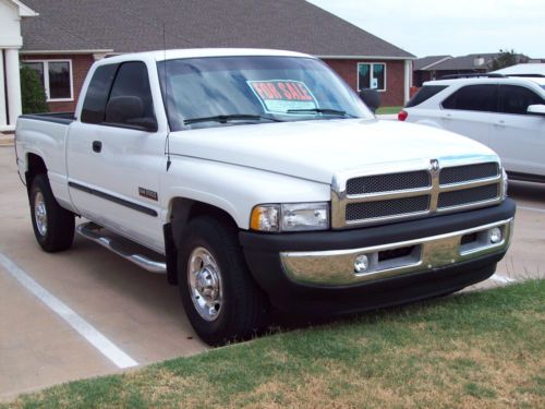 2000 dodge ram 2500 diesel quadcab 2 w/d