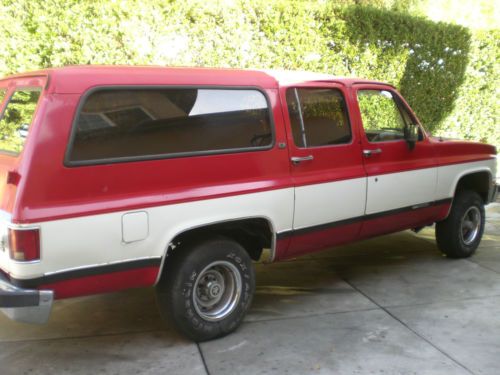 1991 suburban 4x4 ONE OWNER ORIGINAL PAINT LOADED SOUTHERN CALIFORNIA TRUCK, image 2