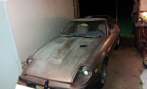 82 280zx, 5 speed, 6 cyl fuel injected l28(b), 114,767 orig. miles, t-tops,