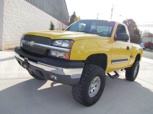 Heavy duty lifted truck ! 4x4 ! dvd/mp3/fm/am /cd premium!no reserve!serviced!03