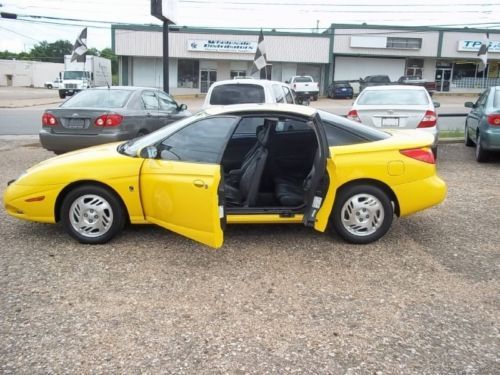 2001 saturn sc2 base coupe 3-door 1.9l
