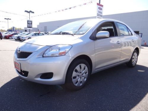 2012 toyota 4dr