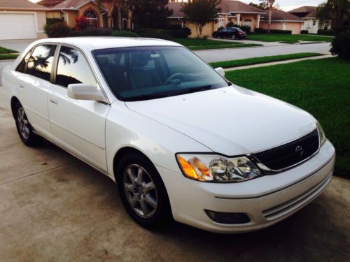 2000 toyota avalon xls sedan 4-door 3.0l