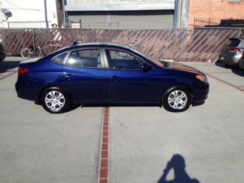 2009 hyundai elantra gls 4-door sedan with sunroof