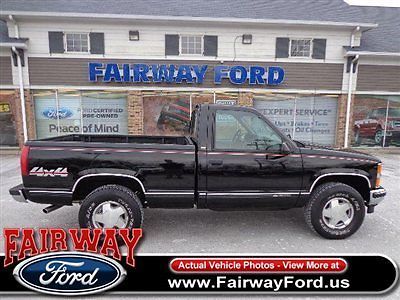 1998 chevrolet c/k 1500! 4x4..5 speed..clean carfax..v8..reg cab..nice!!