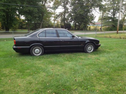 1995 bmw 540i base sedan 4-door 4.0l black with leather