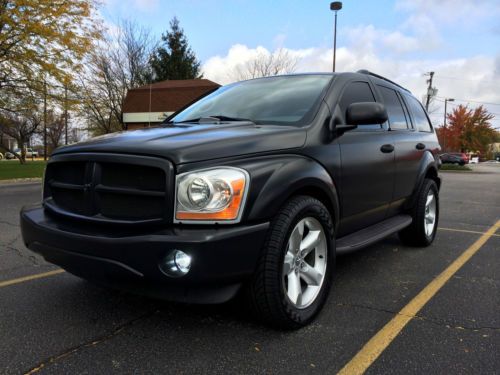 2005 dodge durango slt sport utility 4-door 5.7l v8 hemi excellent condition!