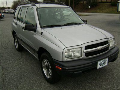 2000 chevrolet tracker 4x4 low miles like new interior clean non smoker