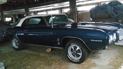 1969 pontiac firebird, 400, 4sp. convertable.
