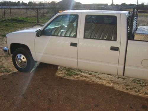 Chevrolet 3500 pickup dually crew cab