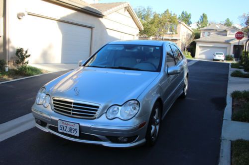 Silver, tinted, single owner, in good running condition, image 3