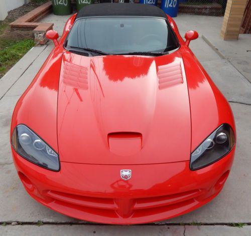 2006 dodge viper srt-10 convertible 2-door 8.3l