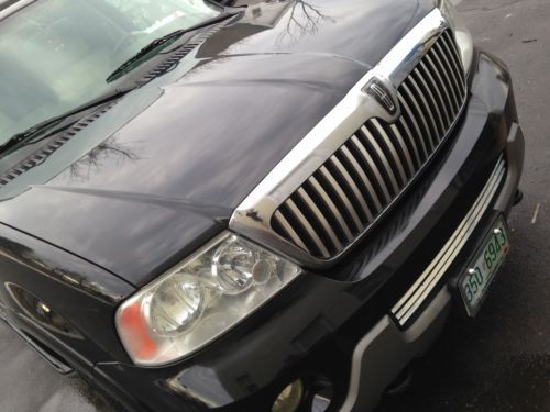 2003 lincoln navigator ultimate 4wd clean title in hand